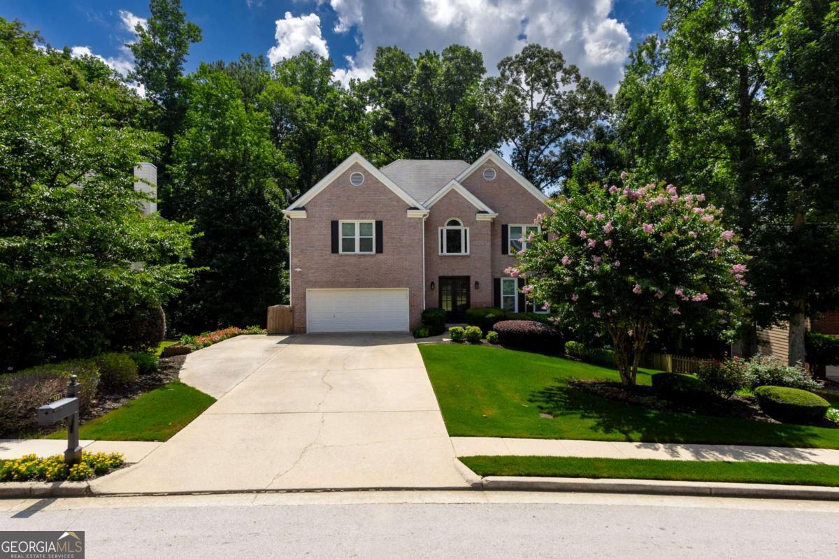 1807 Richmond Hill Dr — photo