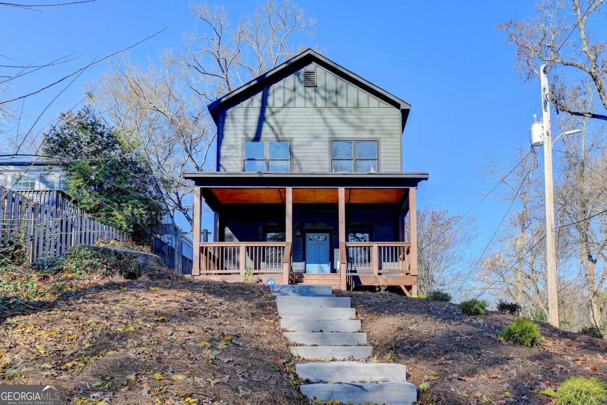278 Lindbergh Dr NE — photo