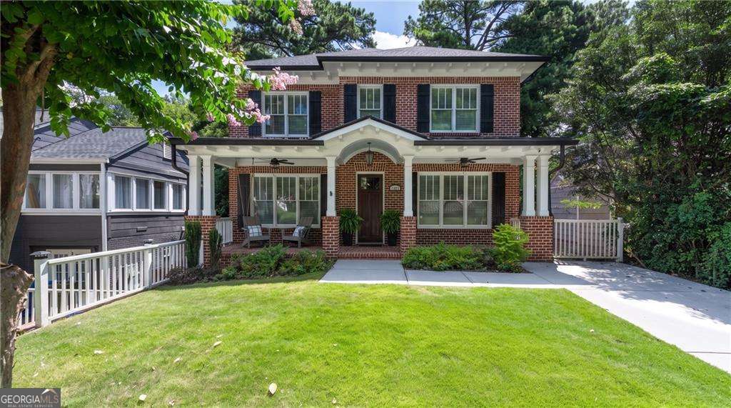 2327 Shenandoah Ave NE — photo
