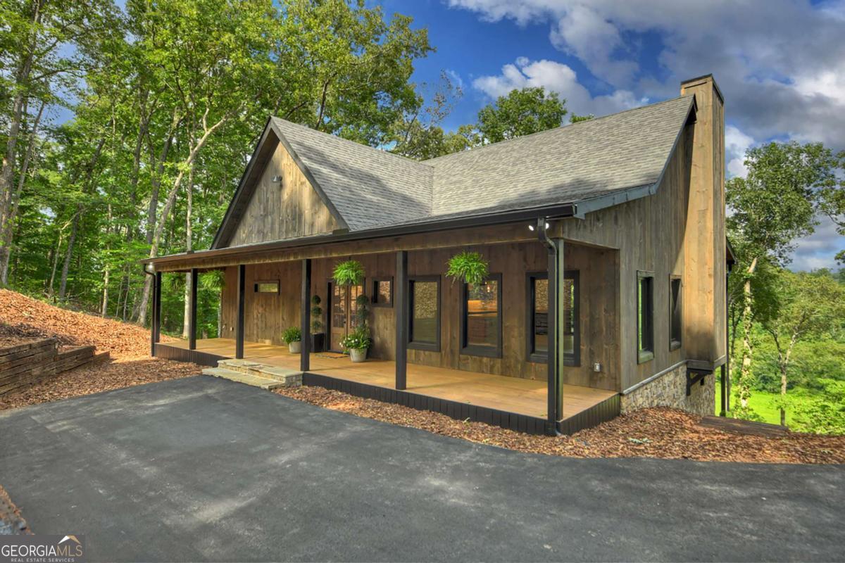 1729 Barnes Chapel Road, Blue Ridge GA 30513