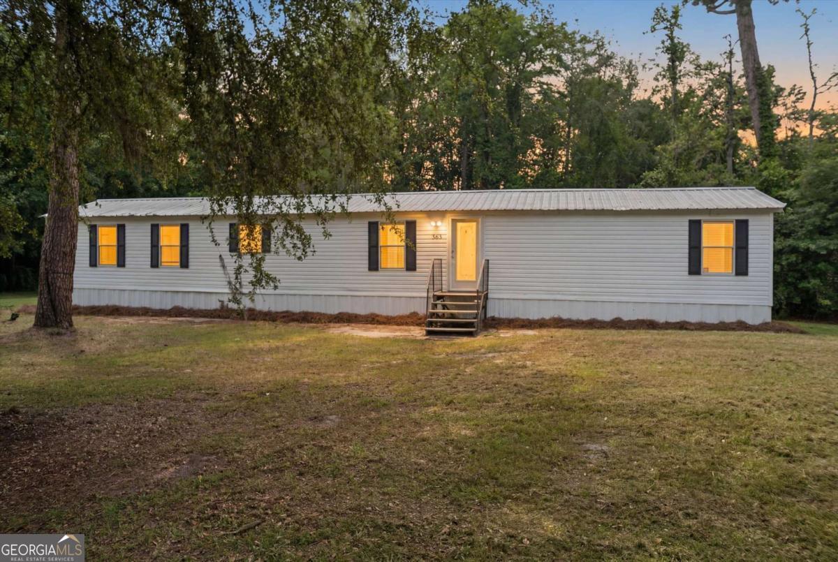 363 Fox Bow Dr — photo