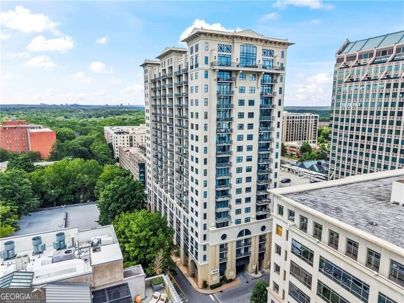 3040 Peachtree Rd NW 209 — photo
