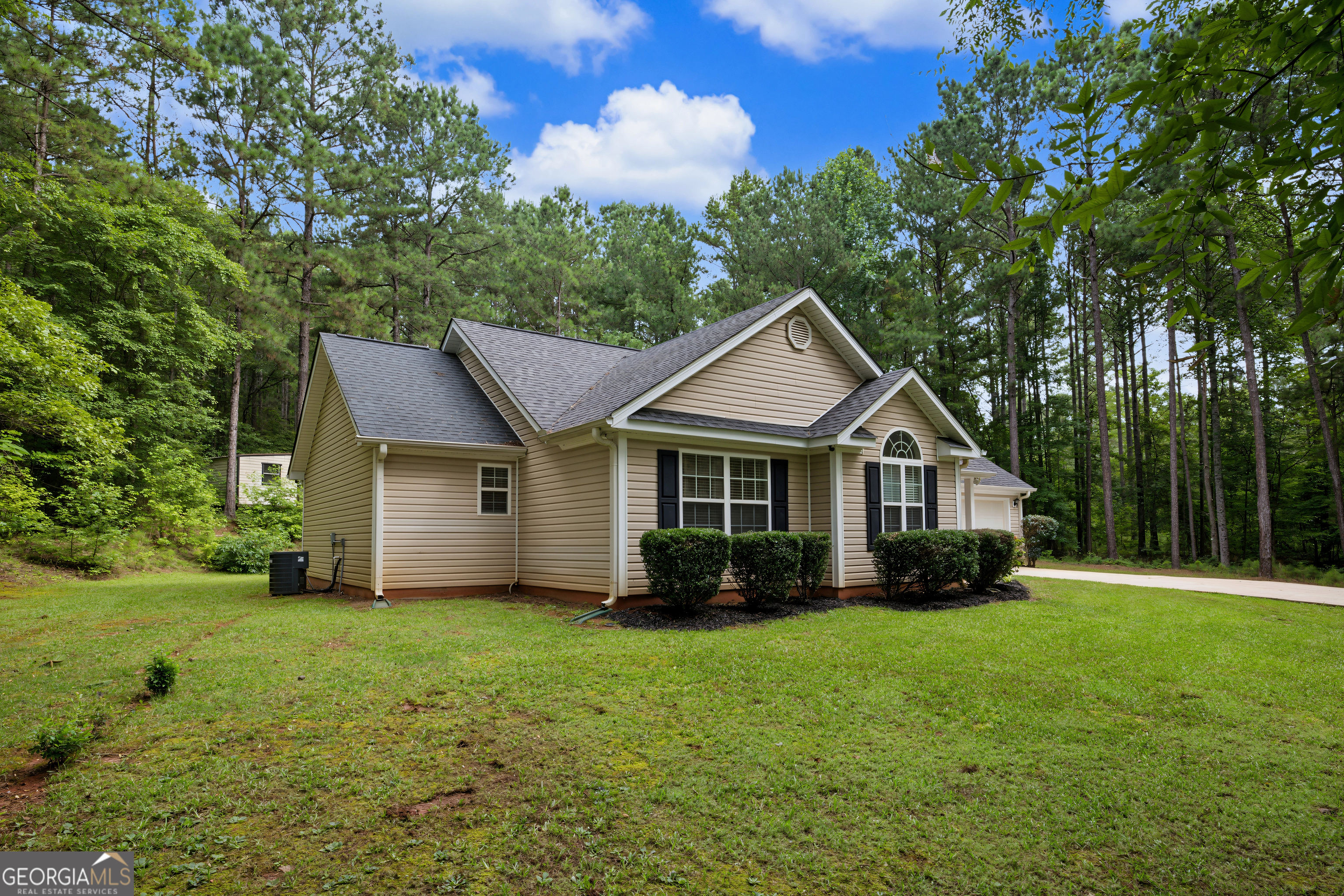 325 Leonard Road, Lagrange, GA 30241 — photo 2