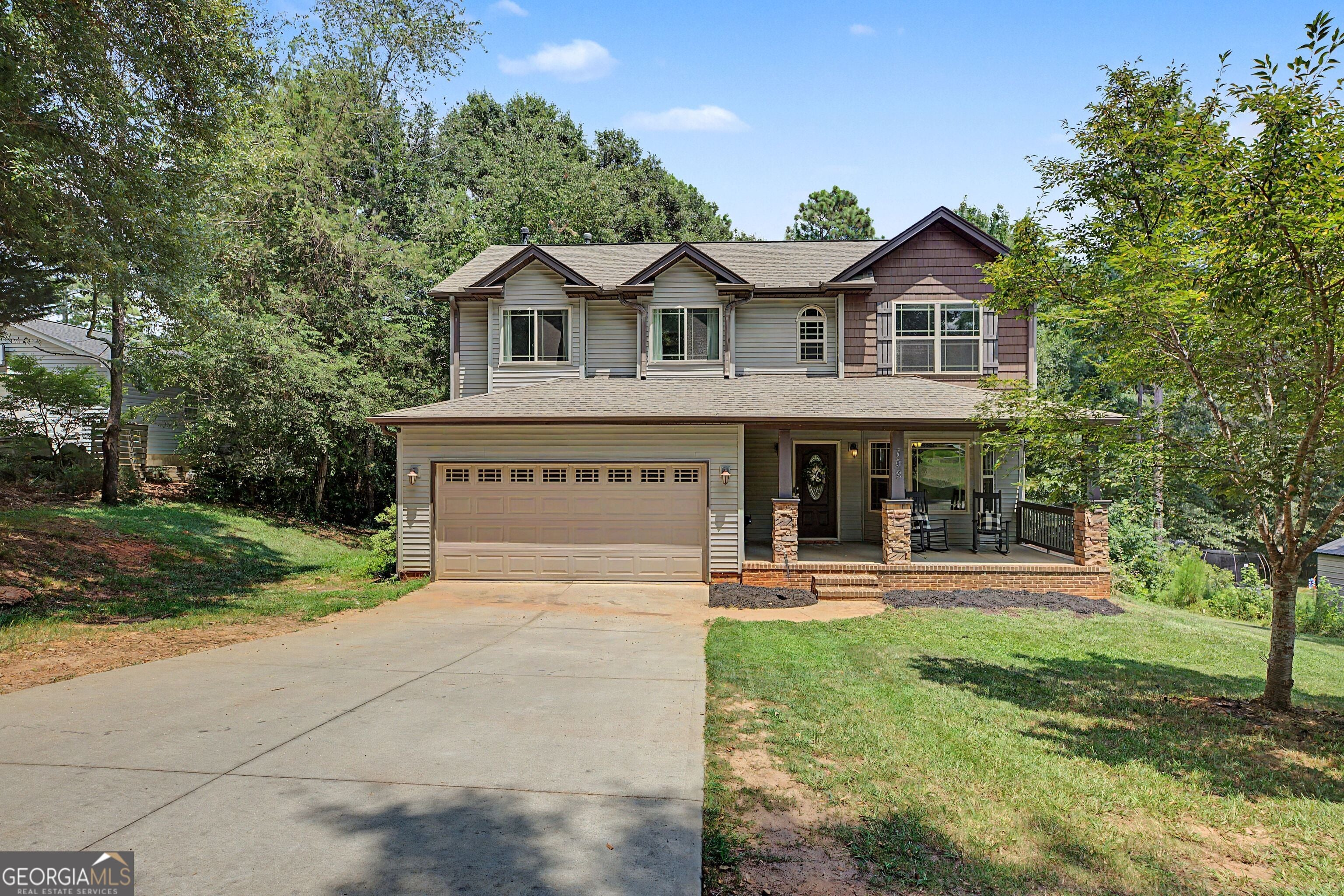 702 Club Dr — photo