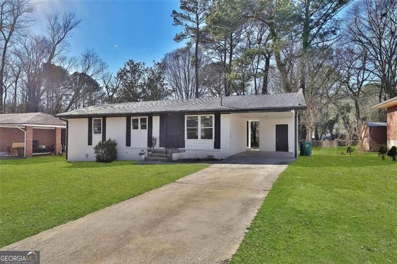 3047 Horse Shoe Dr SE — photo