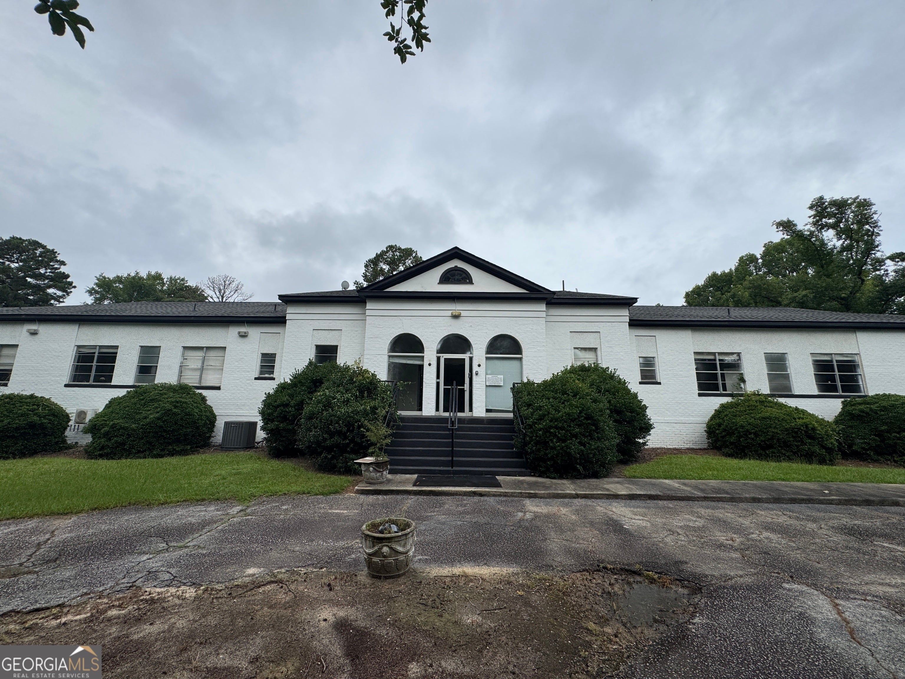 107 Ridgeview Dr — photo