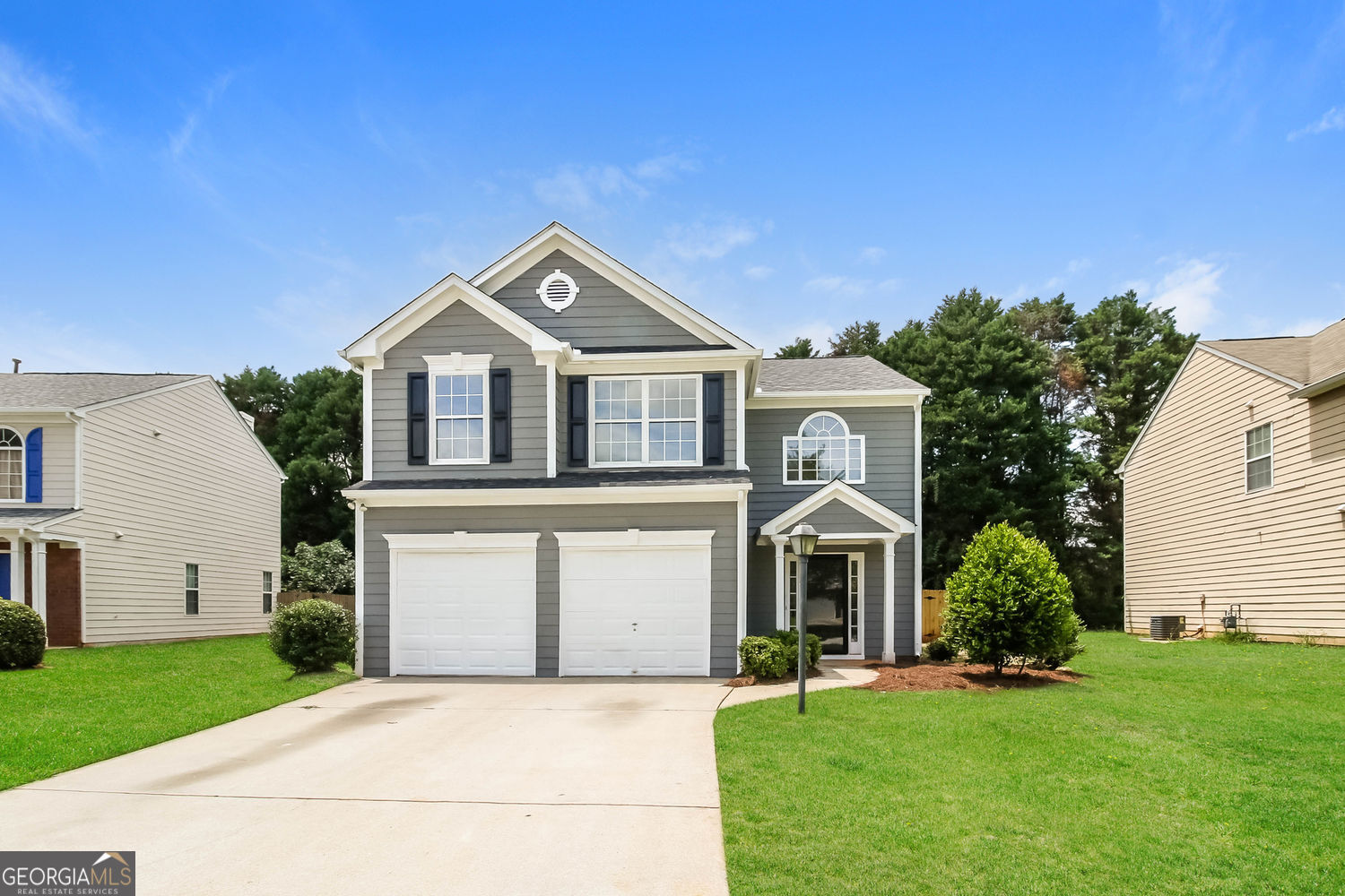 2527 Plymouth Way SE — photo