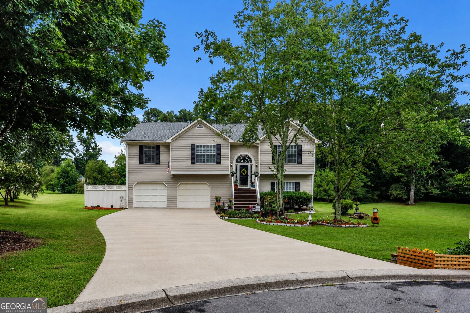 401 Nicole Ct — photo