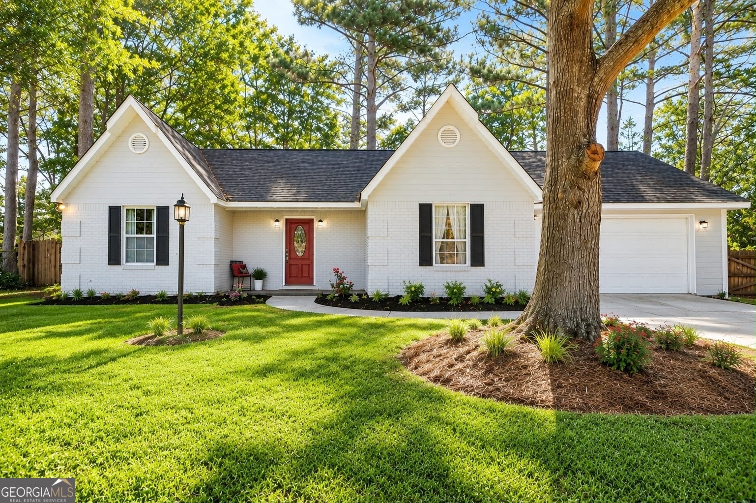 321 Doublegate Dr — photo