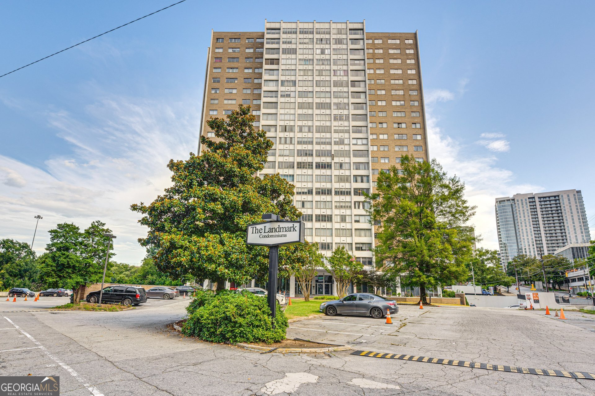 215 Piedmont Ave NE 1206 — photo