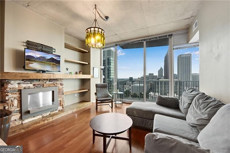 860 Peachtree St NE 2504 — photo