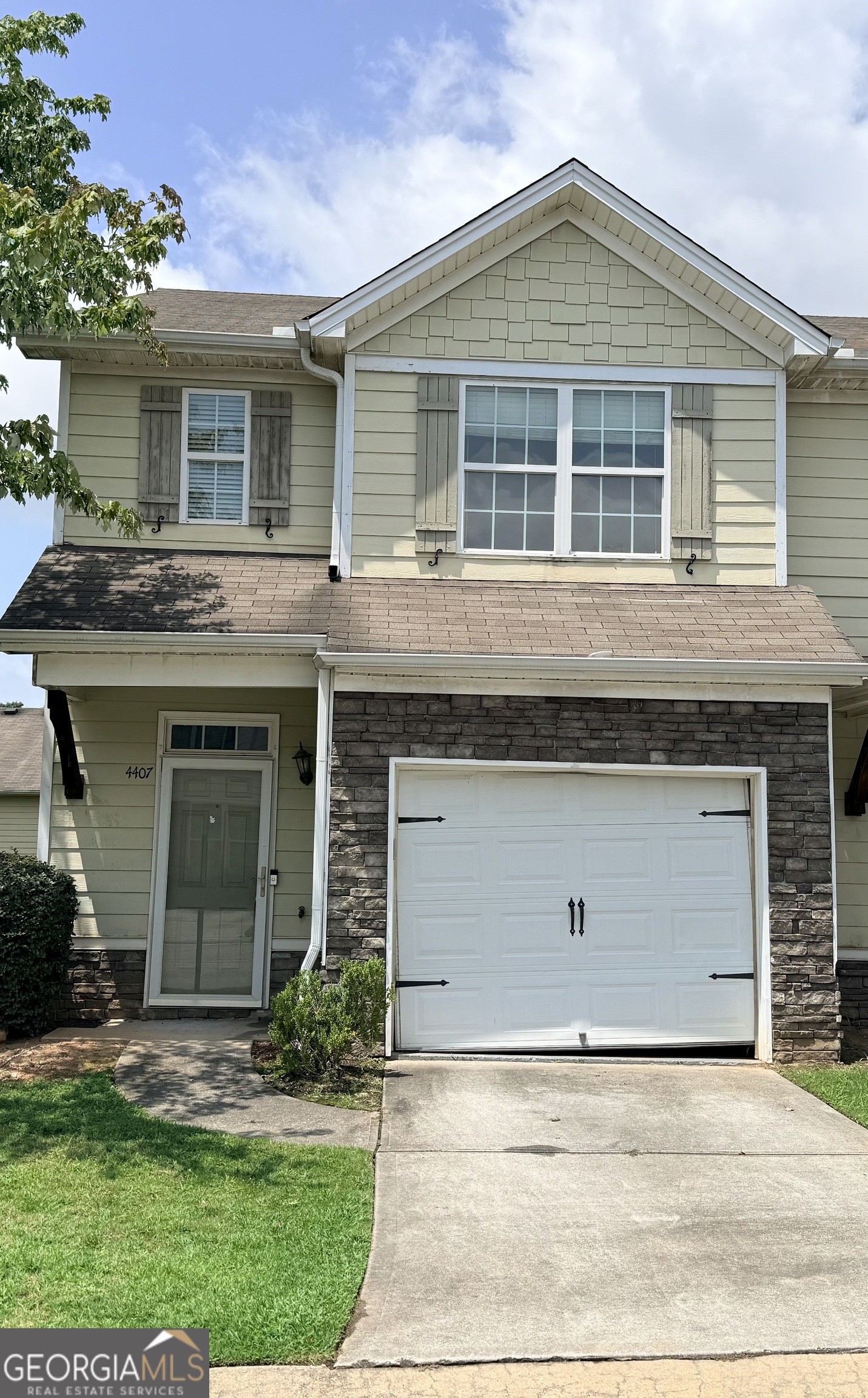 4407 Stone Gate Way 149 — photo