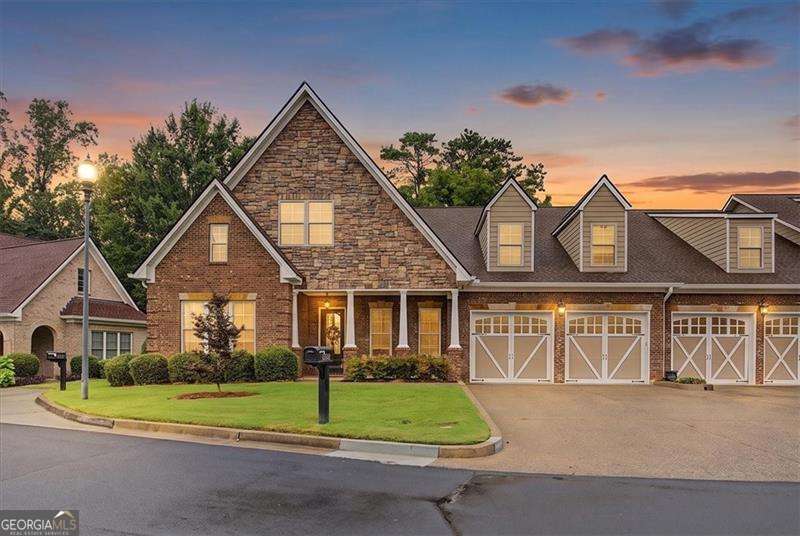 2327 Sandy Oaks Dr — photo