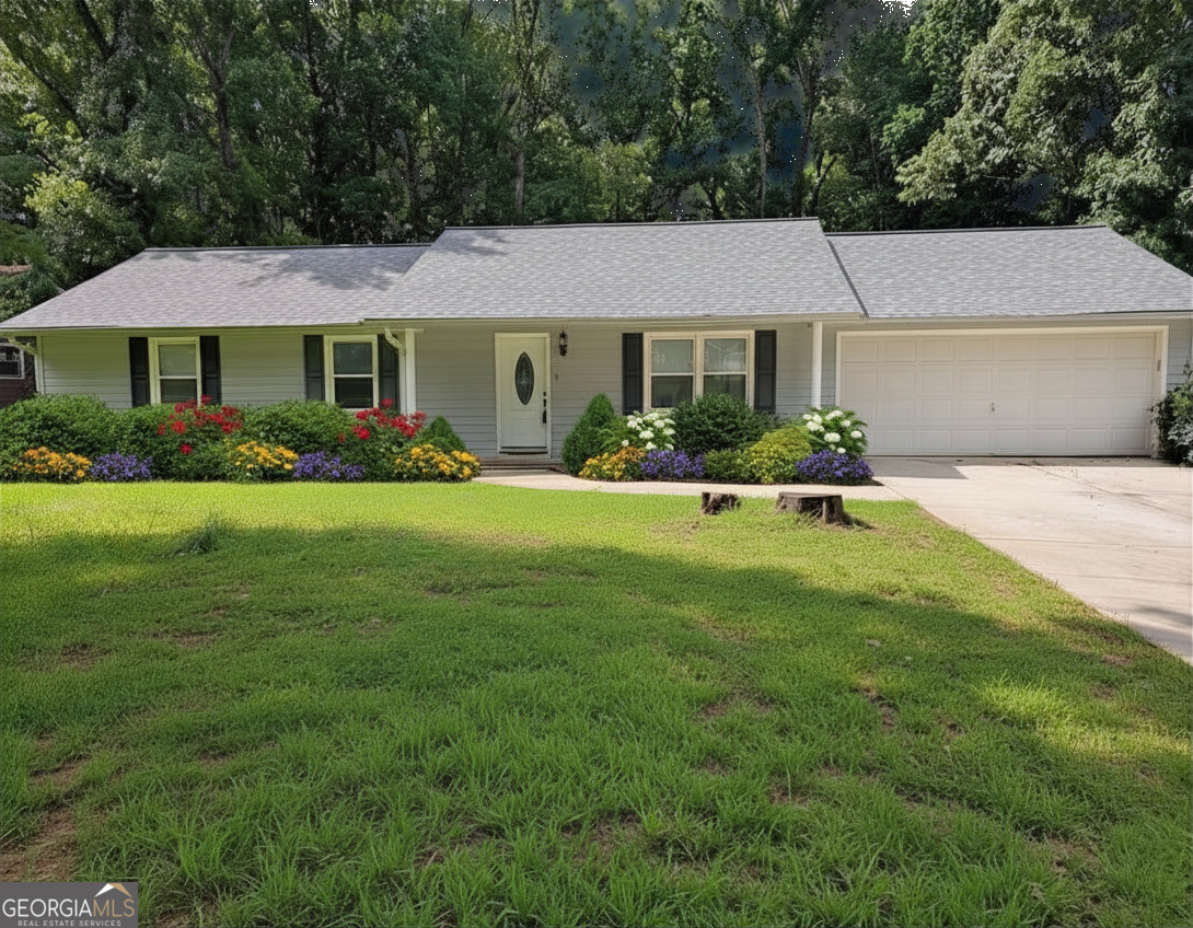 2073 Beechwood Dr SE — photo