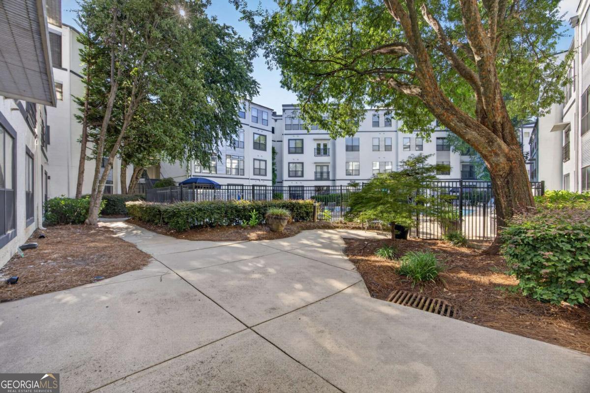 821 Ralph Mcgill Blvd NE 3137 — photo