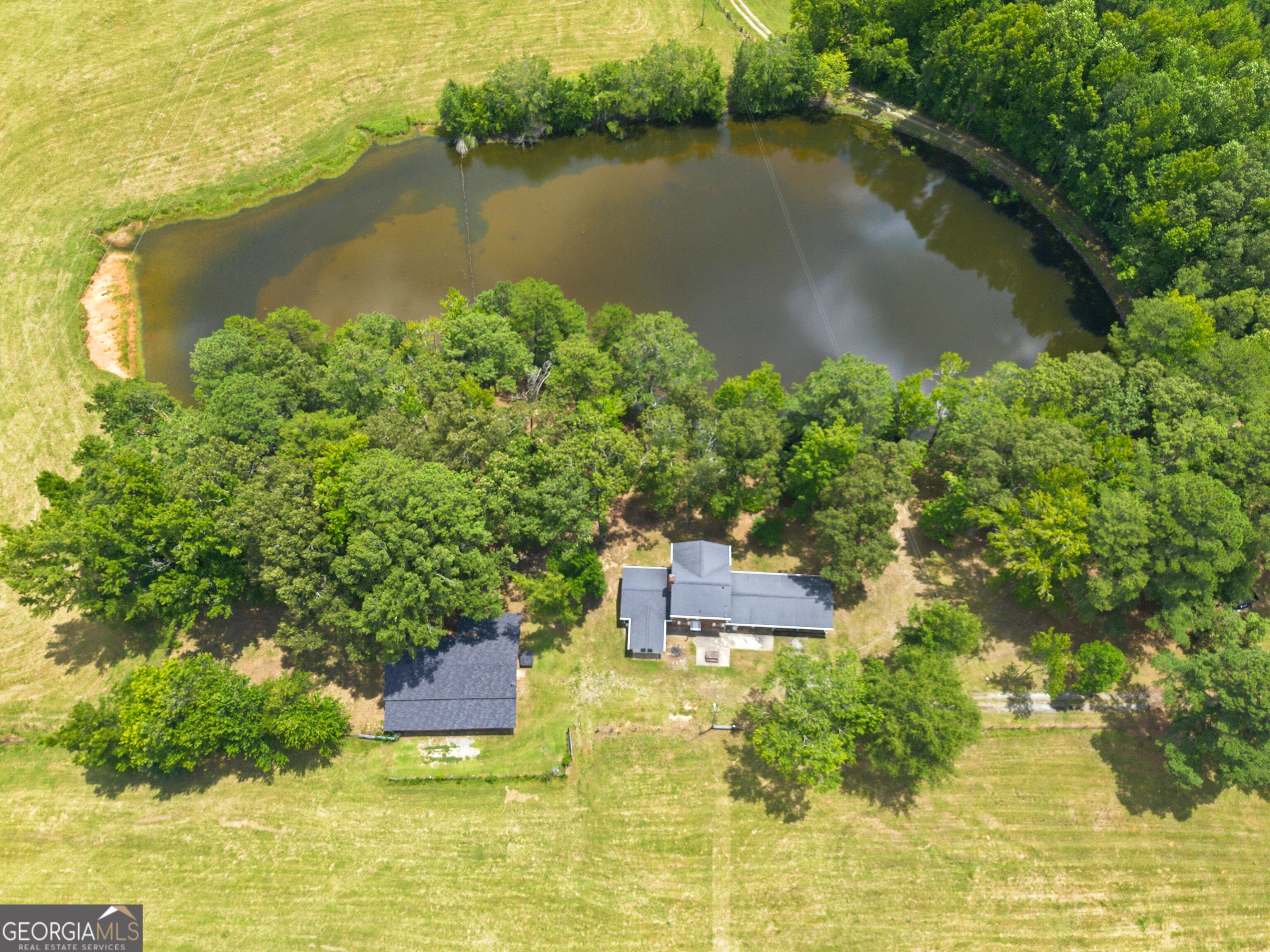 607 Grant Rd — photo
