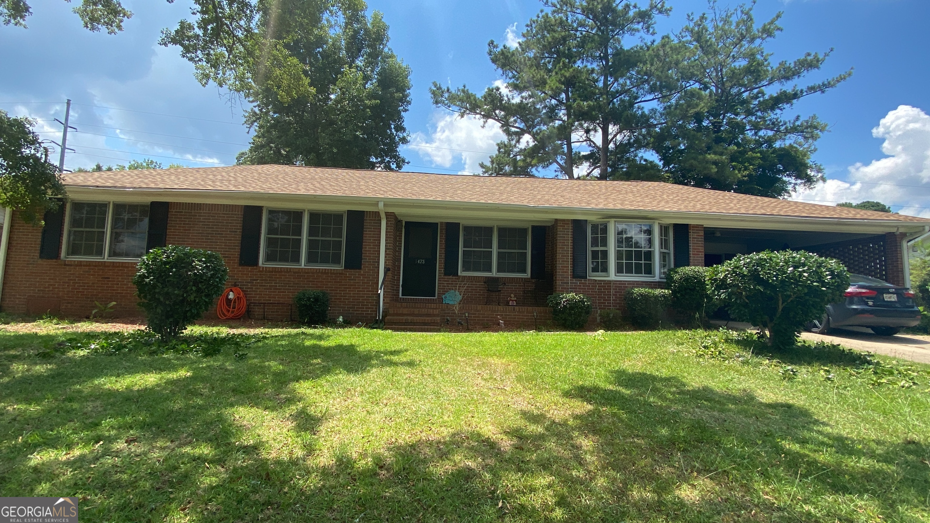 1473 Wesley Dr — photo