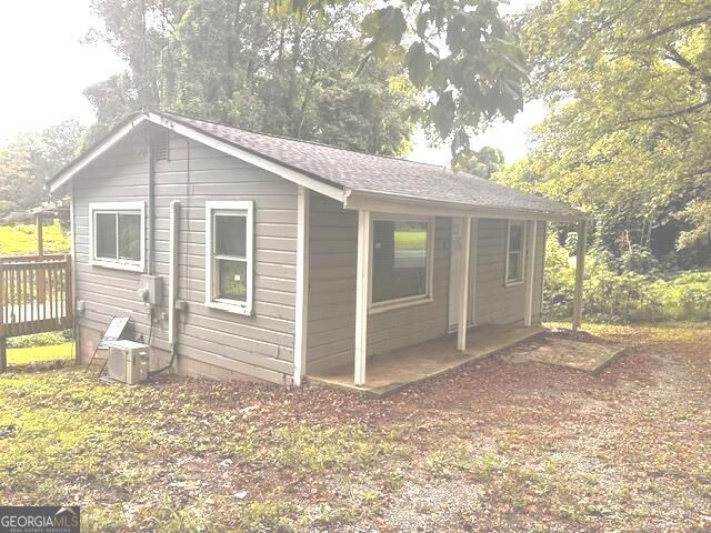 2728 Camp Rd — photo