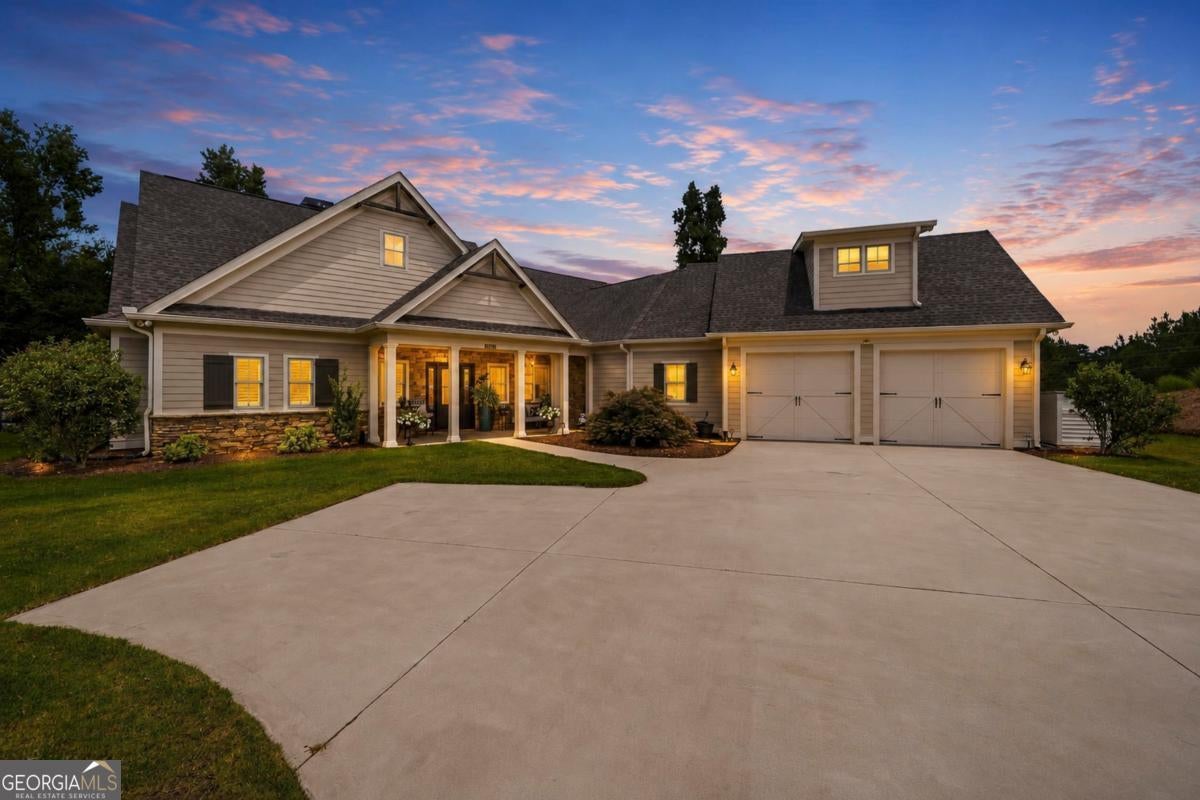 1001 Bayside Dr — photo