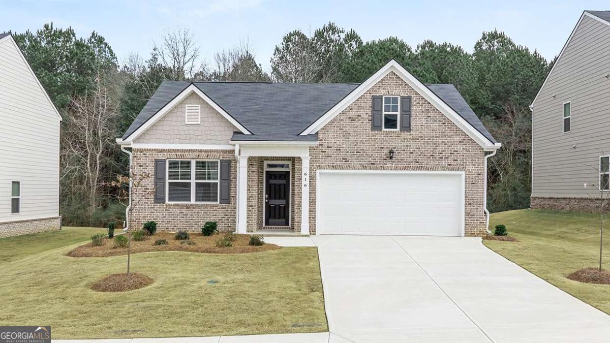105 Montgomery Dr — photo