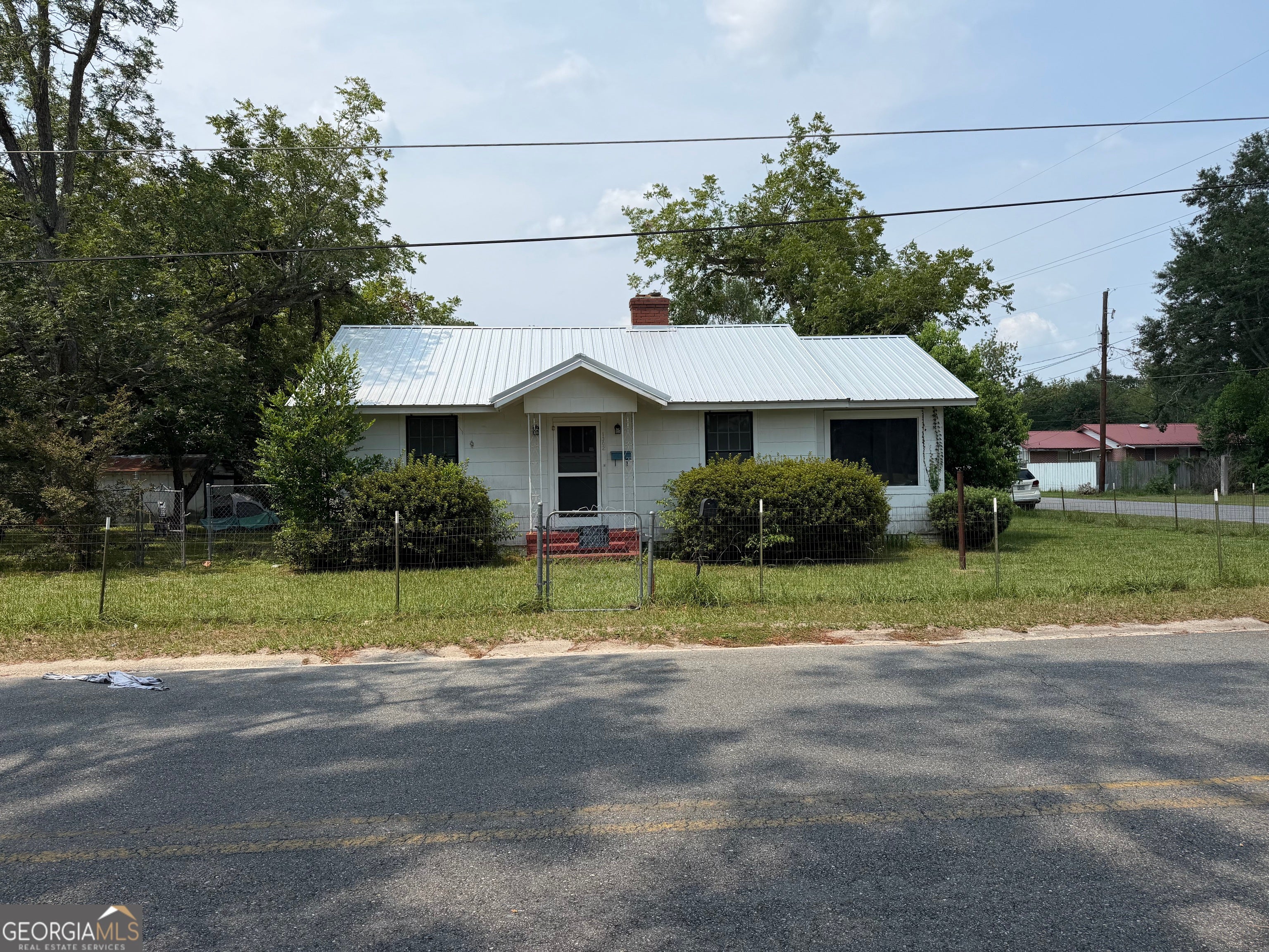 1302 Elizabeth St — photo