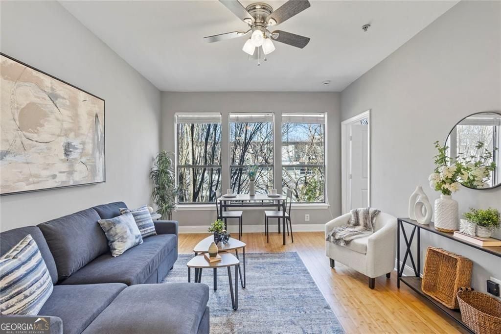821 Ralph McGill Blvd NE 3301 — photo