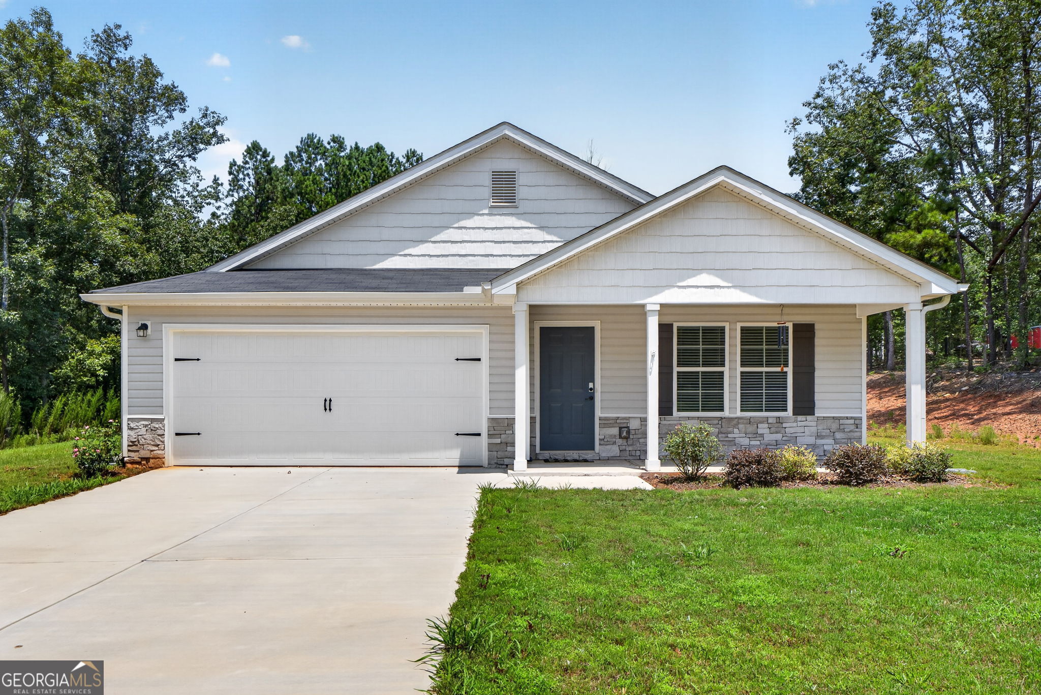 121 Red Oak Dr — photo