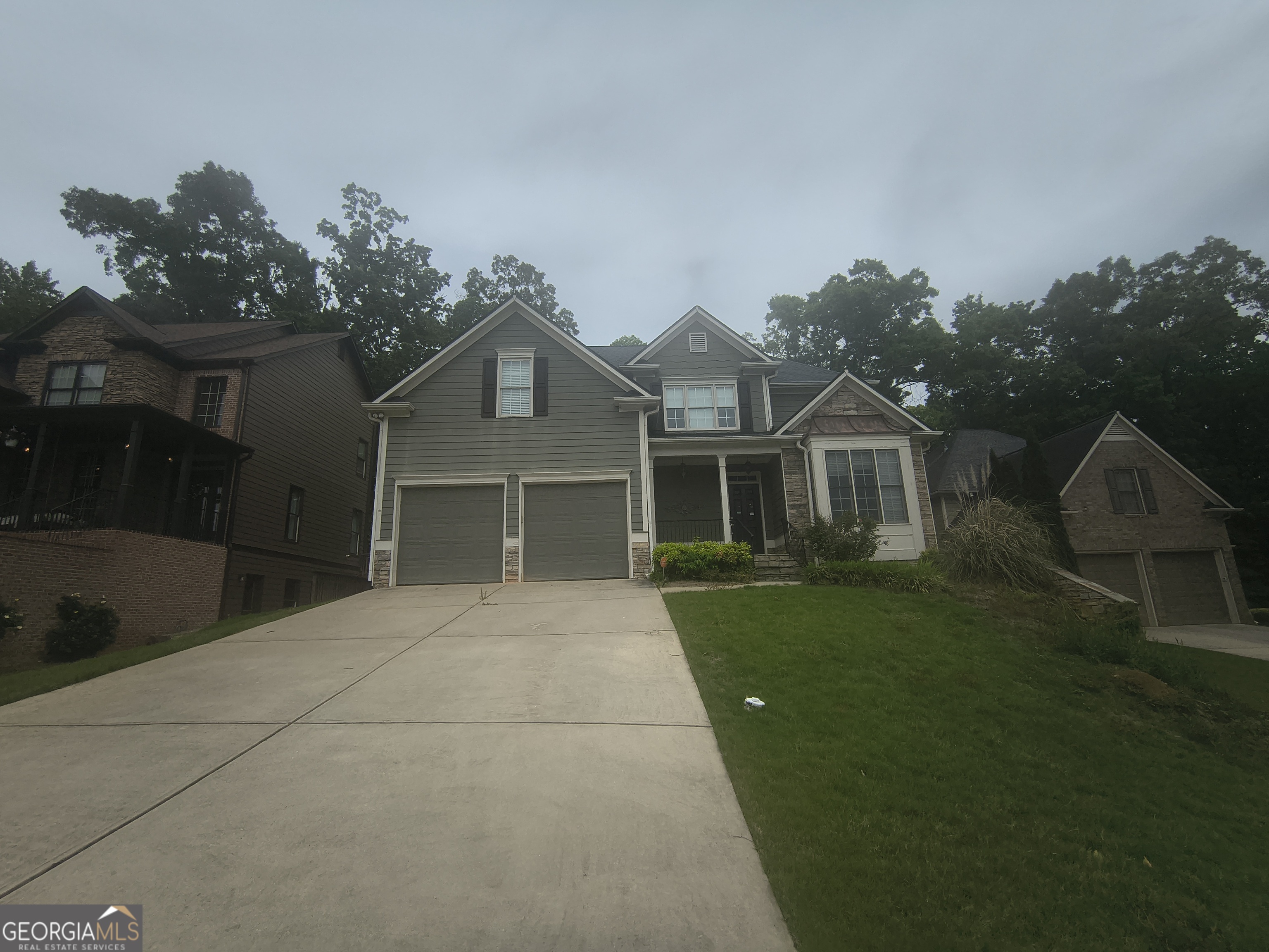 243 Yorkshire Ln — photo