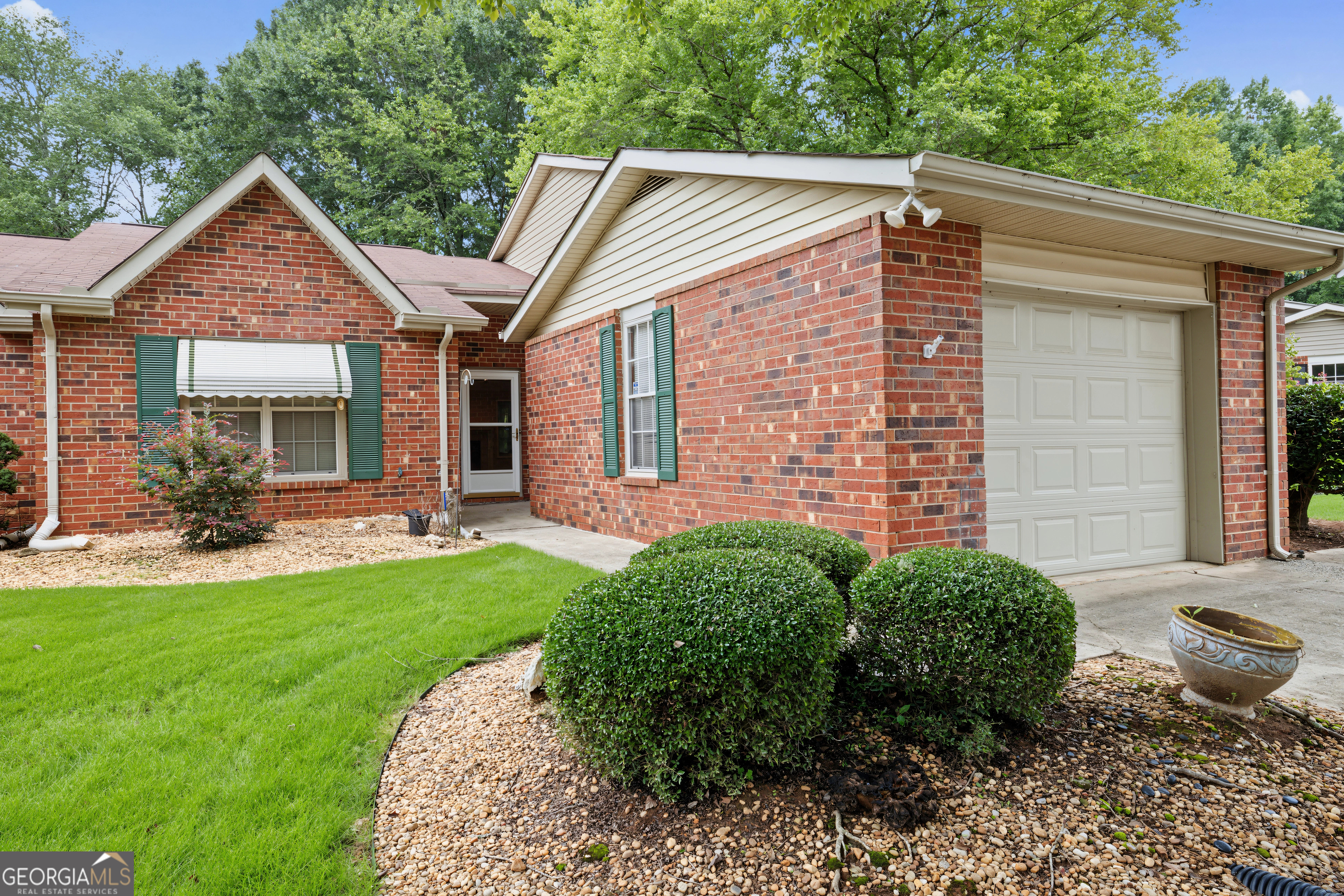 265 Lagrange Ct — photo