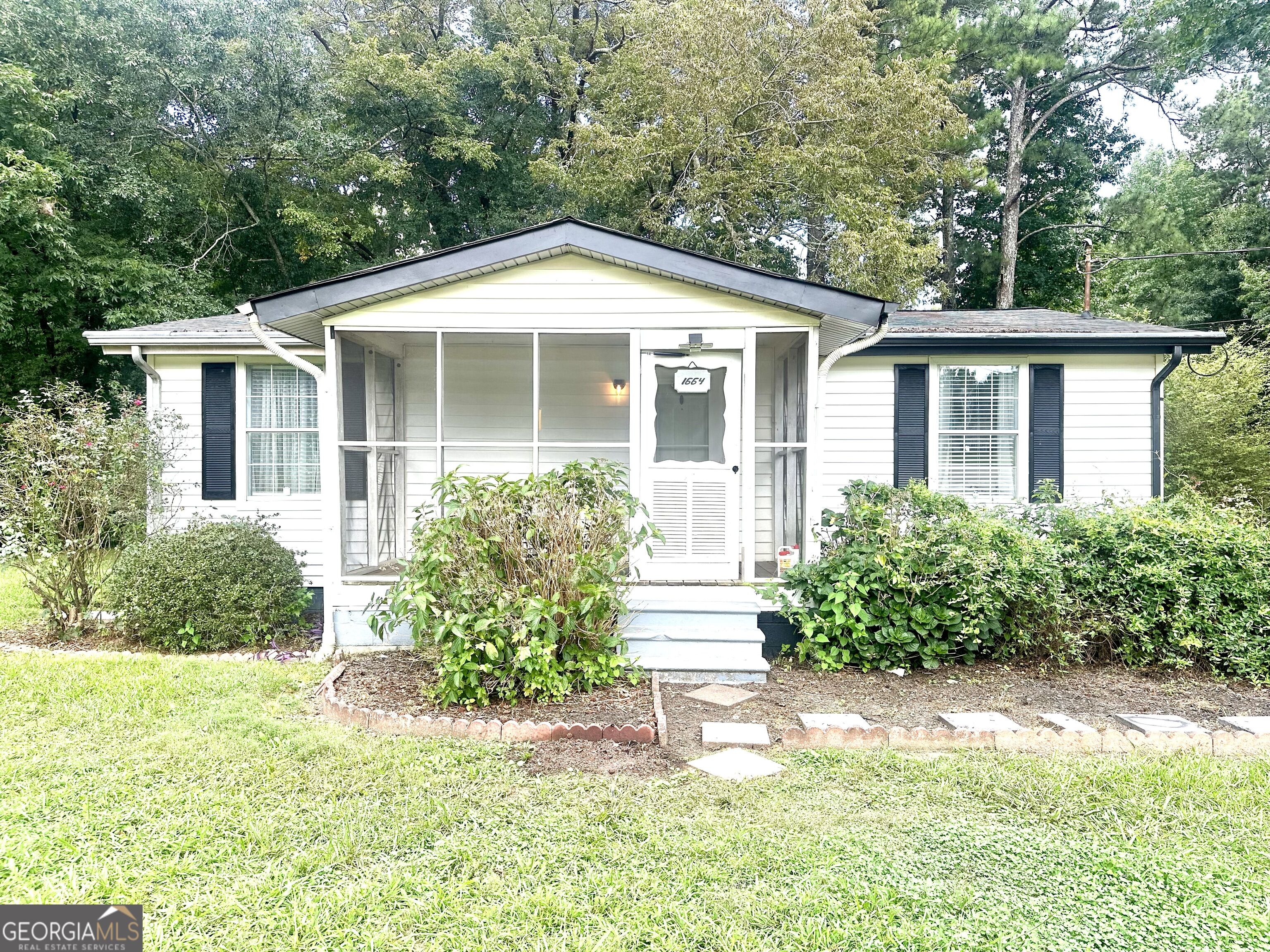 1664 Hampton Locust Grove Road, Locust Grove, GA 30248