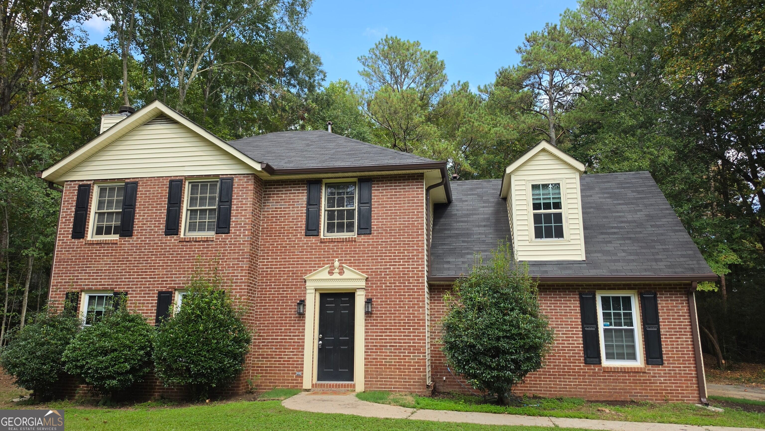40 Lake Ct — photo