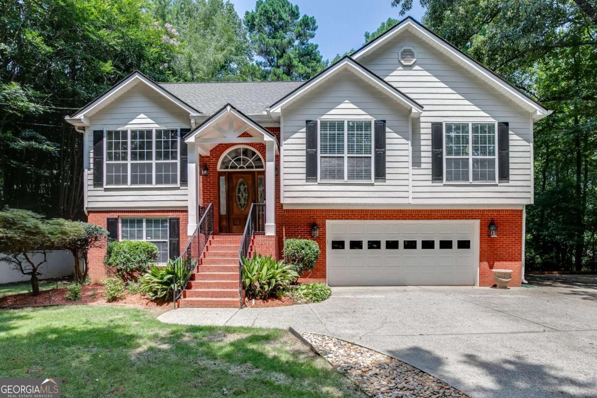 1105 Tab Roberts Rd — photo