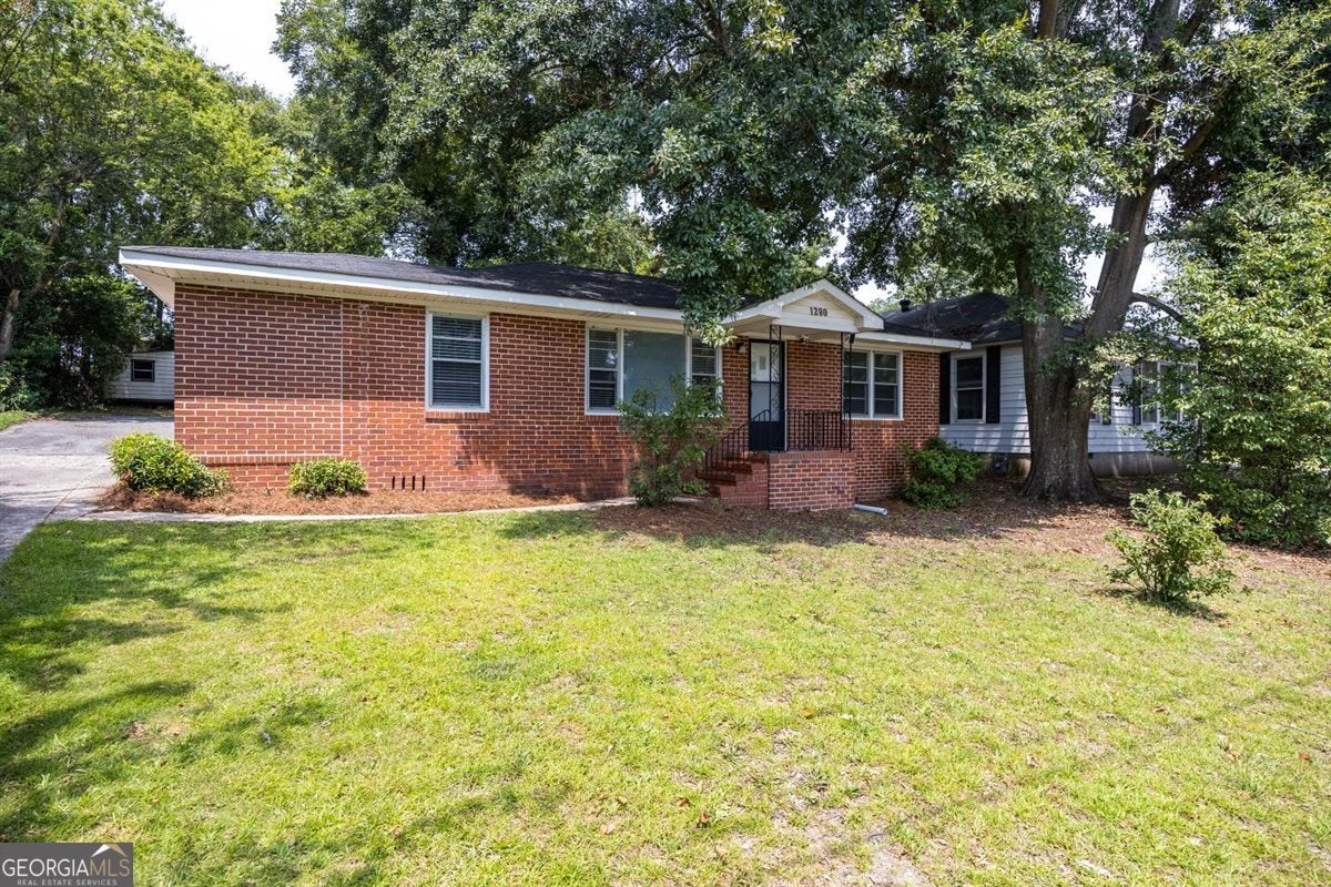1280 Baker Dr — photo