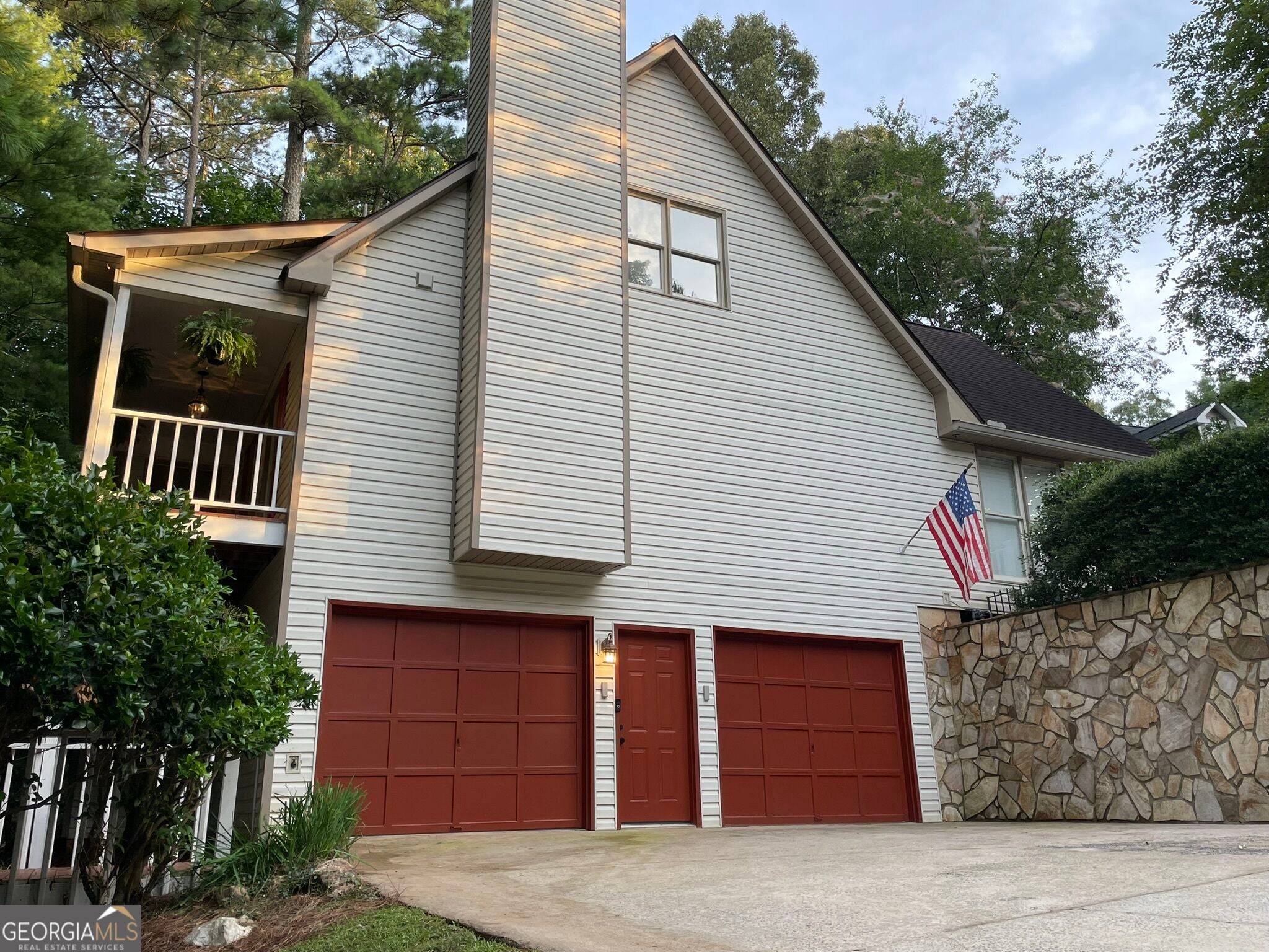 1024 Laurel Lake Dr — photo