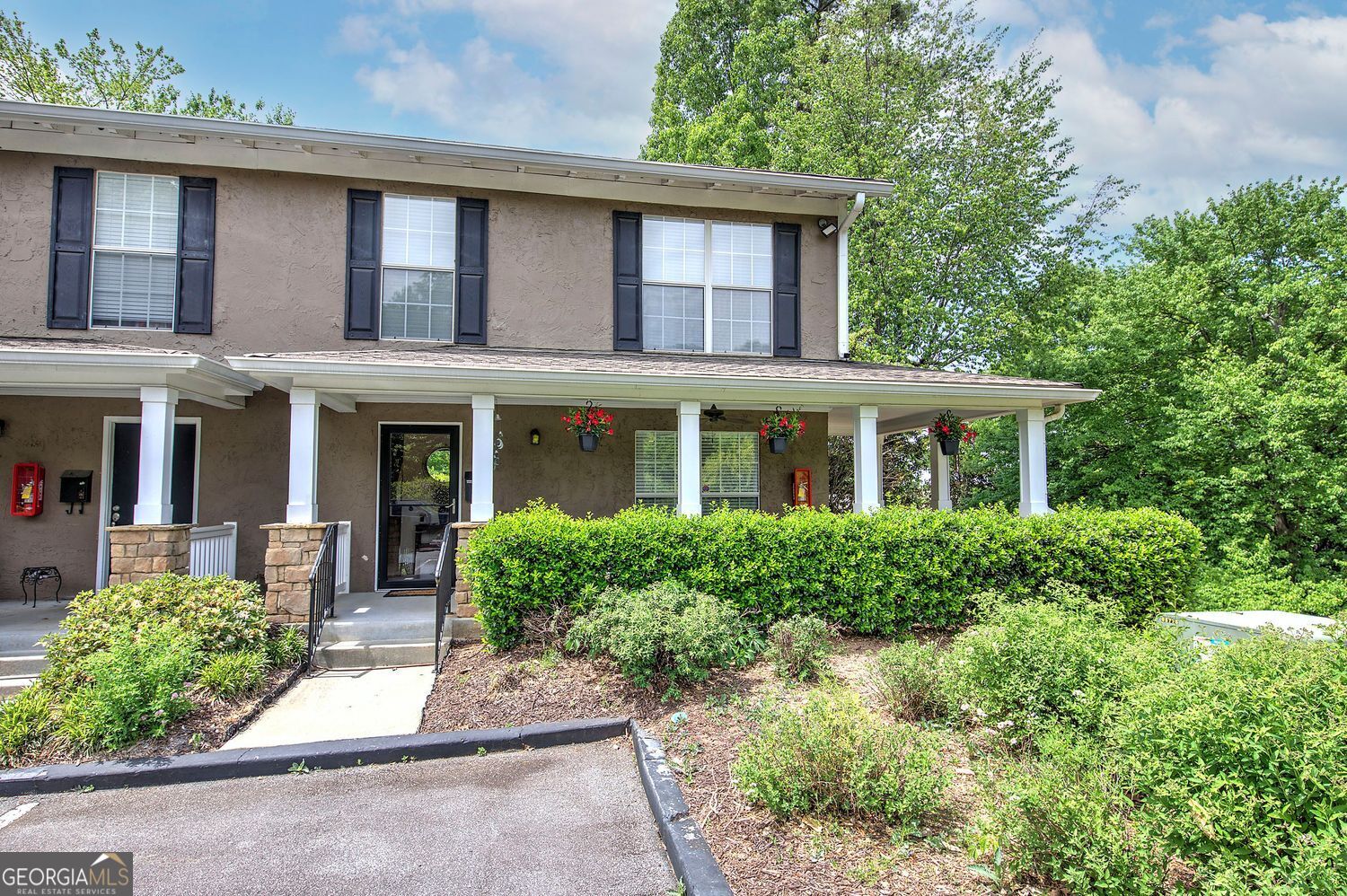 3200 Seven Pines Ct 108 — photo