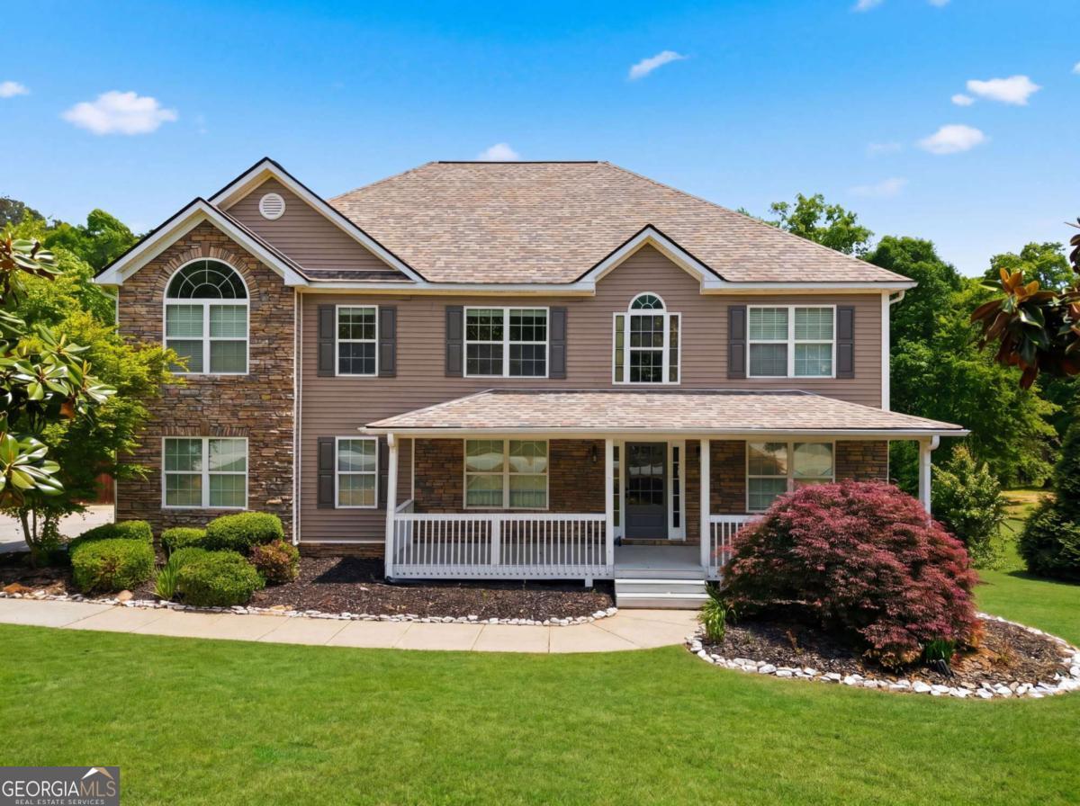 65 Ashford Dr — photo