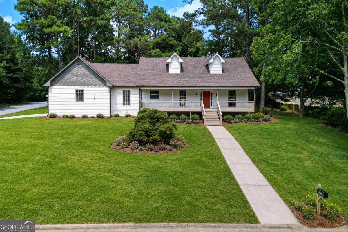 2125 Brandon Acres Dr — photo