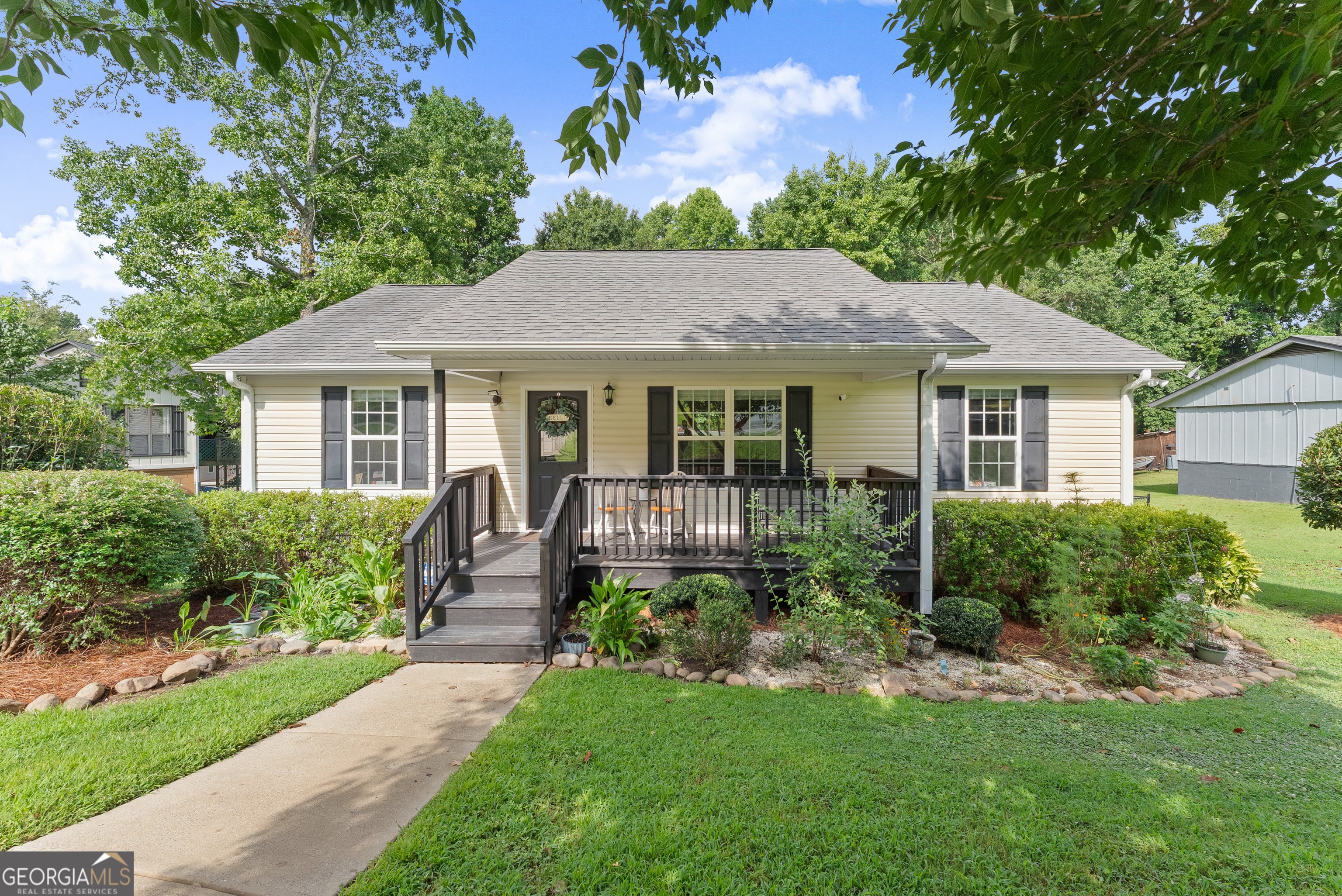 1738 Lanier Springs Dr NW — photo