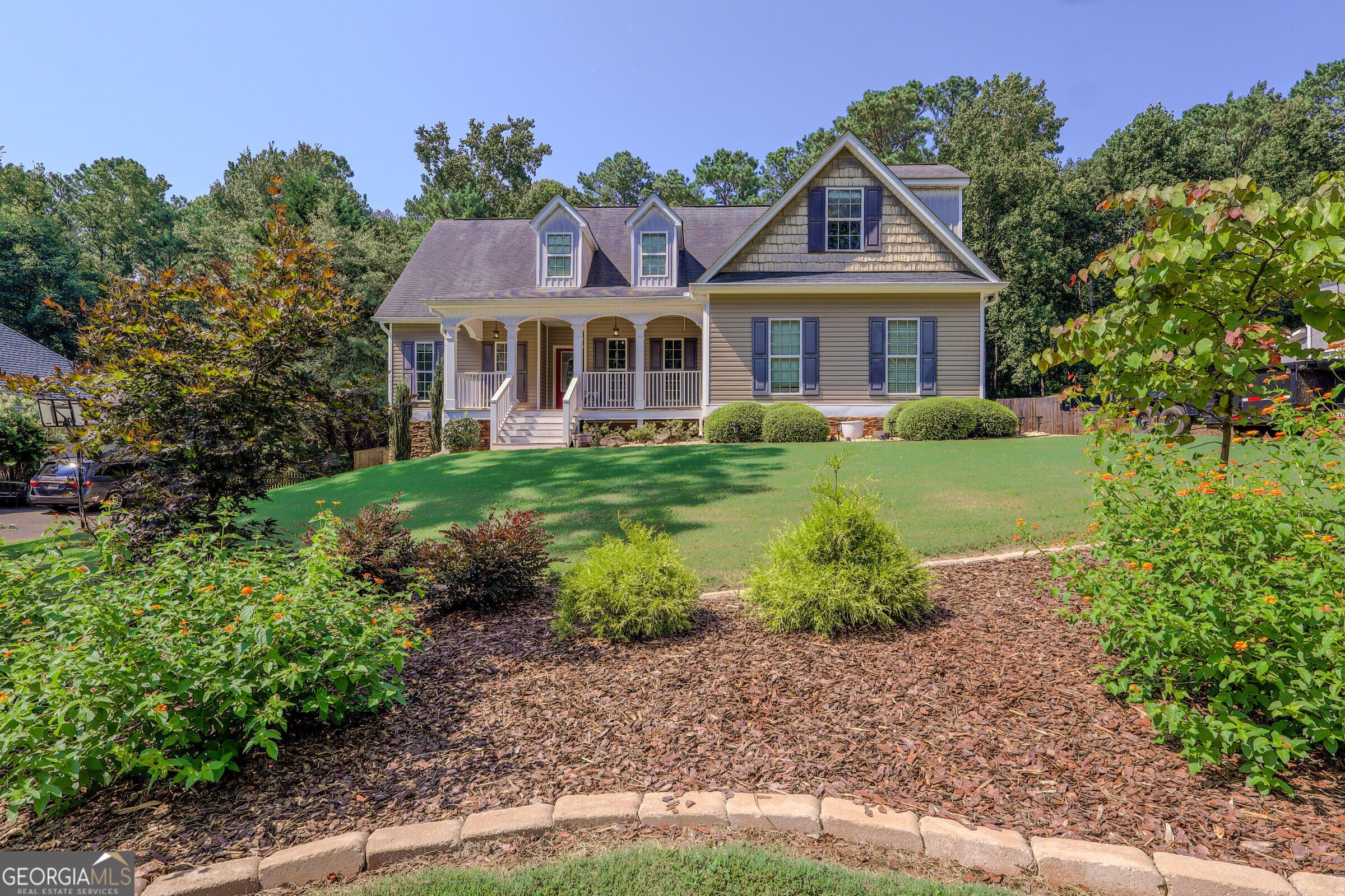 100 Chapman Oak Dr — photo