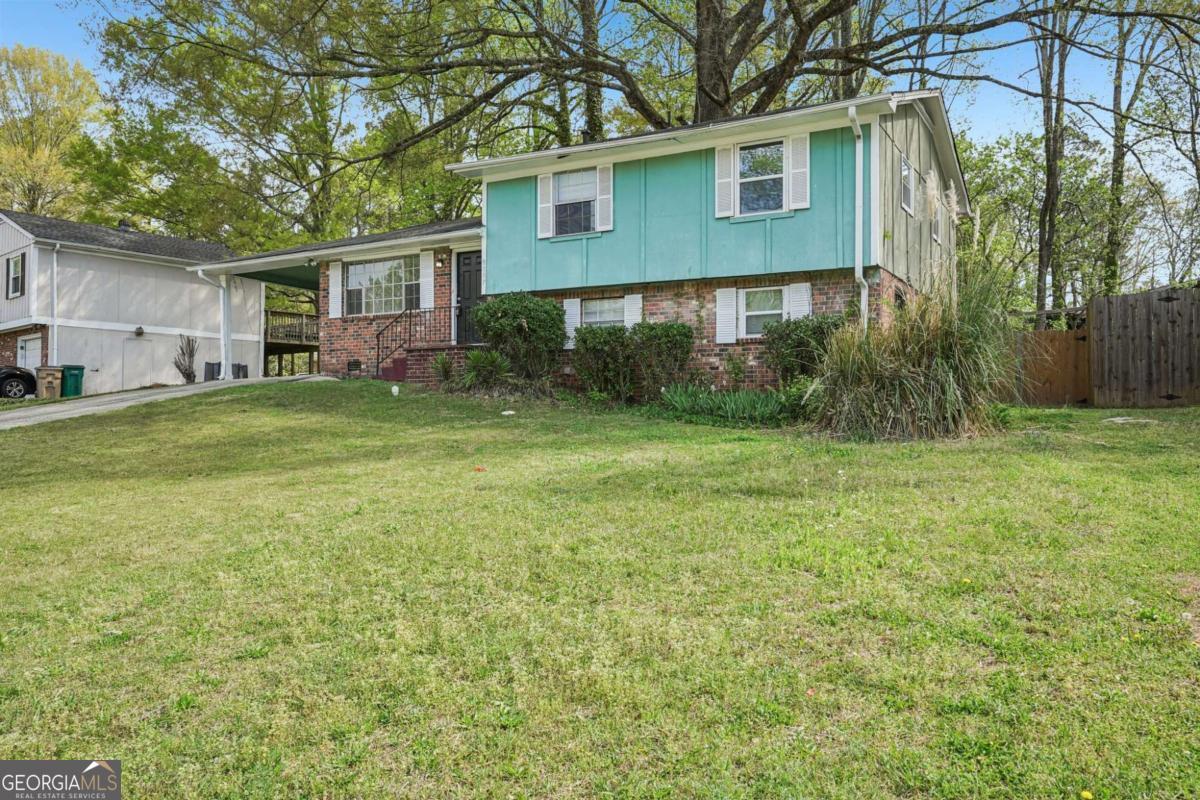 9157 Homewood Dr — photo
