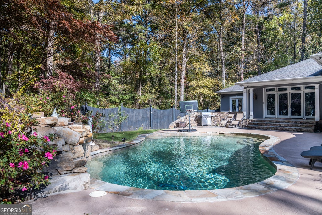 21 River Pine Dr SW — photo
