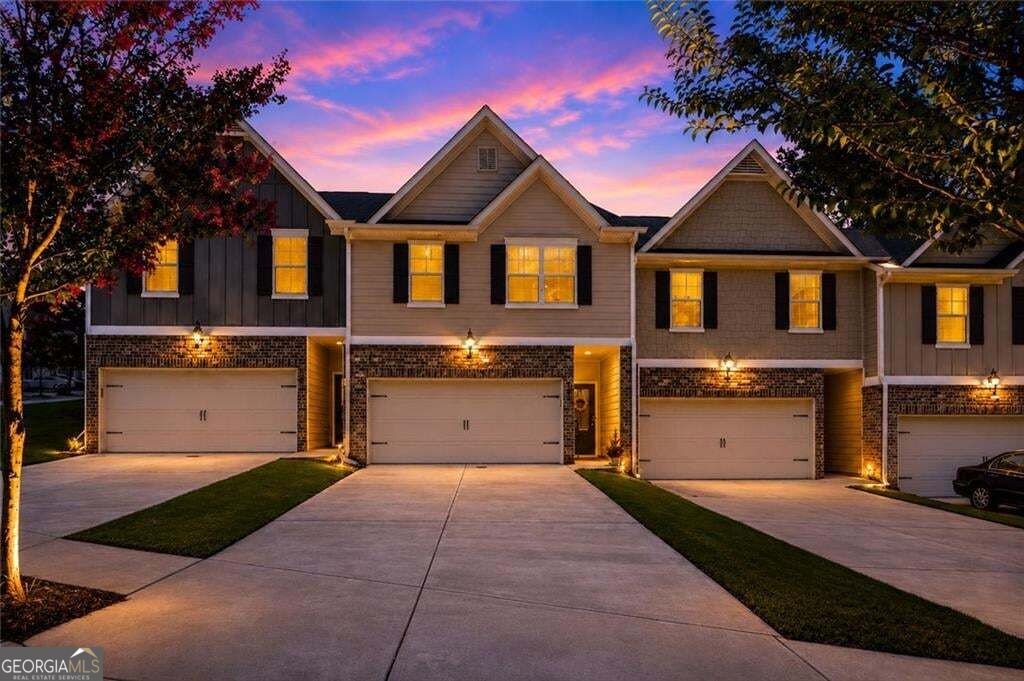 3642 Abbey Way — photo