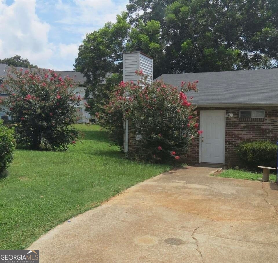 1755 Fox Chase Ct SE — photo