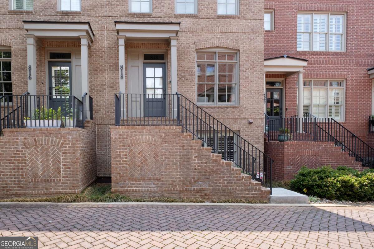 818 Virginia Park Cir NE — photo