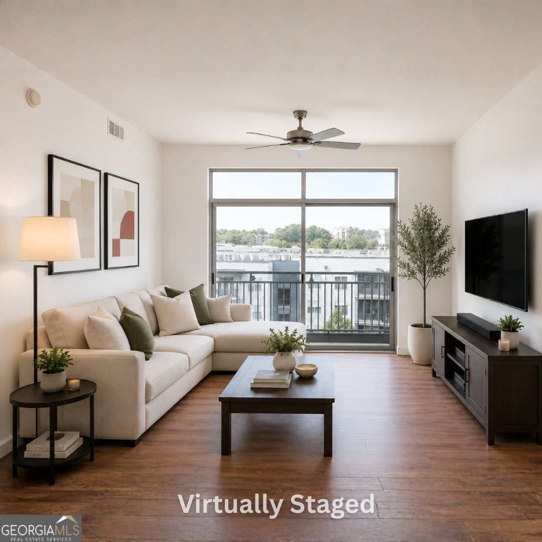 711 NE Cosmopolitan Dr NE 715 — photo