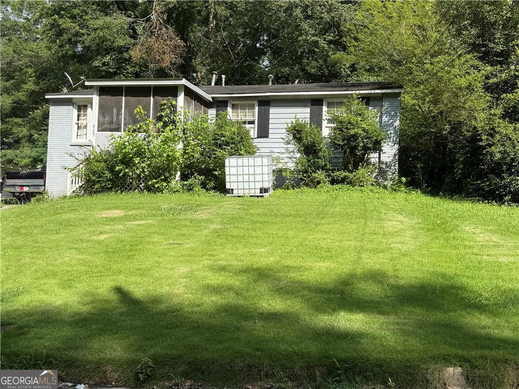 825 Bolton Pl NW — photo