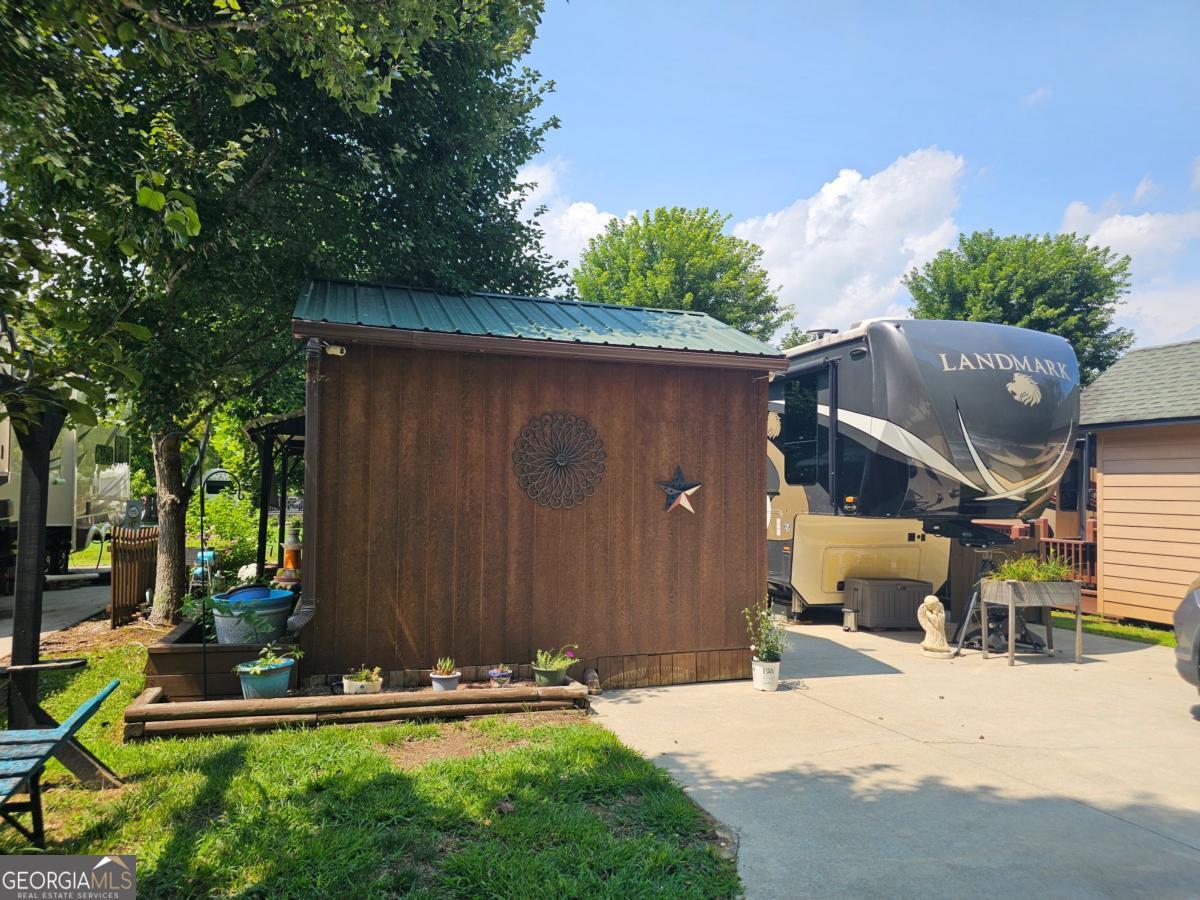 95 Kole Dr 81 — photo