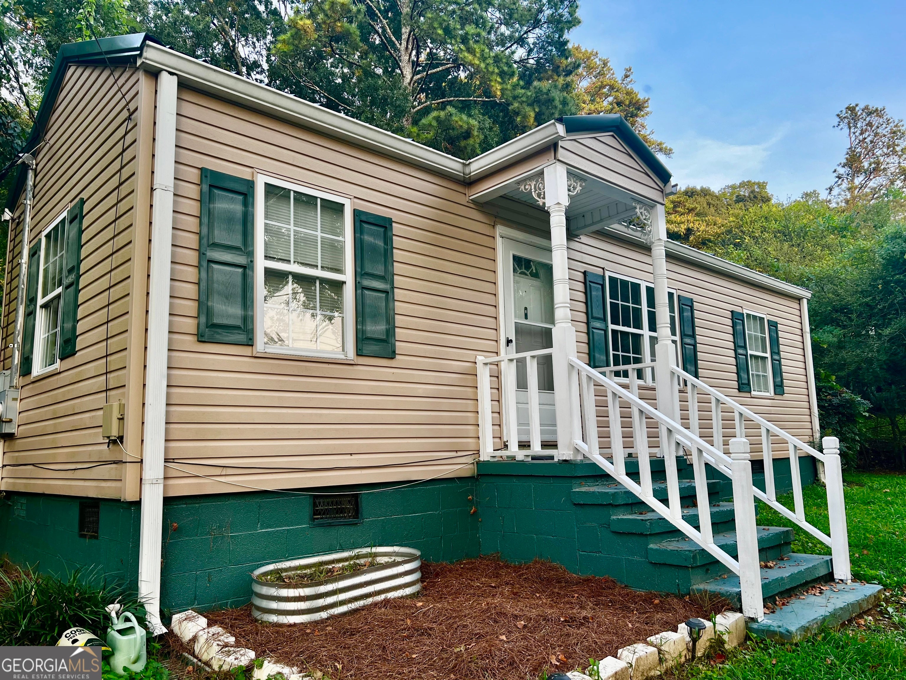 2423 Flannery St SE — photo