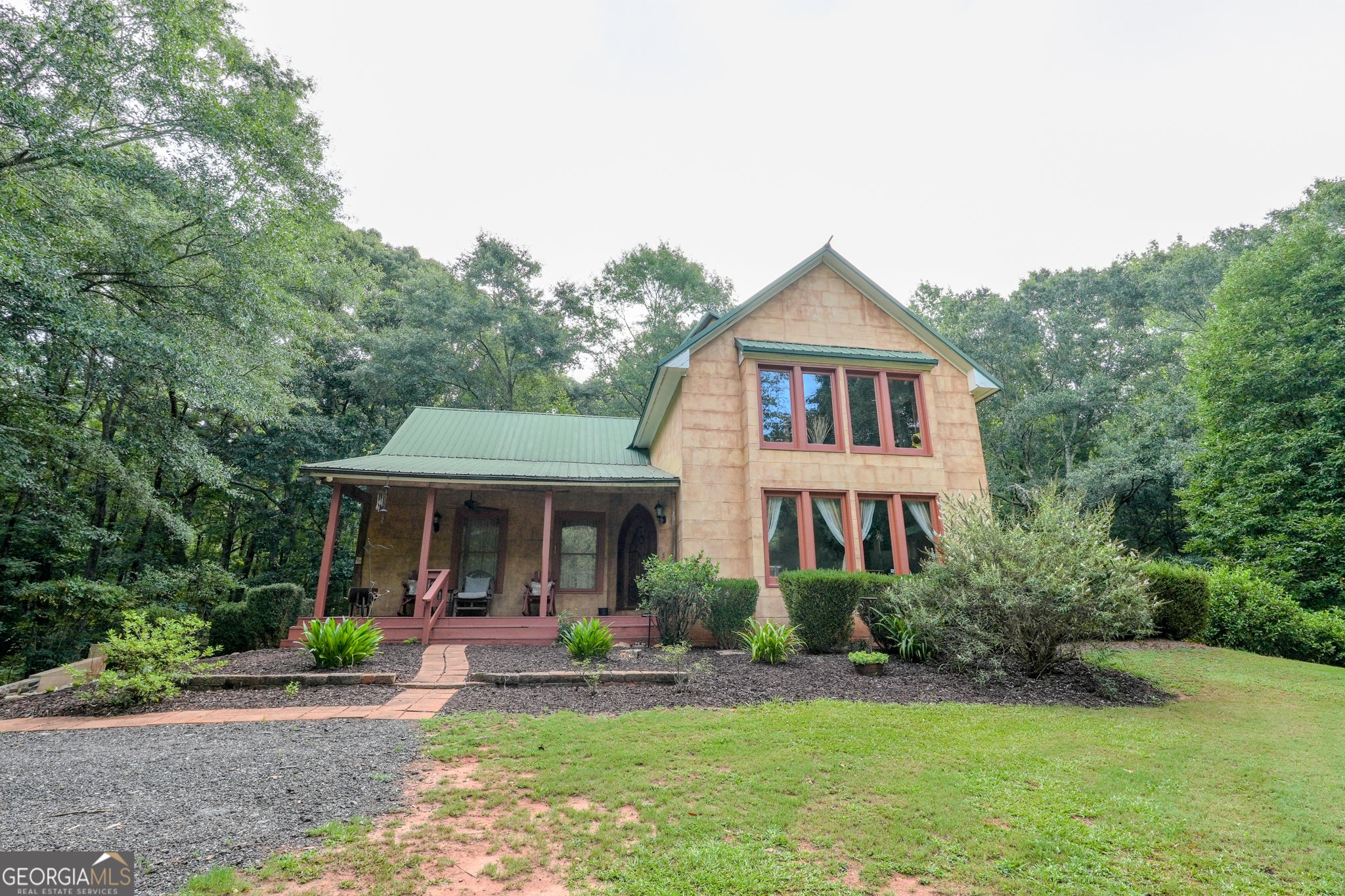 5642 Hwy 212 — photo