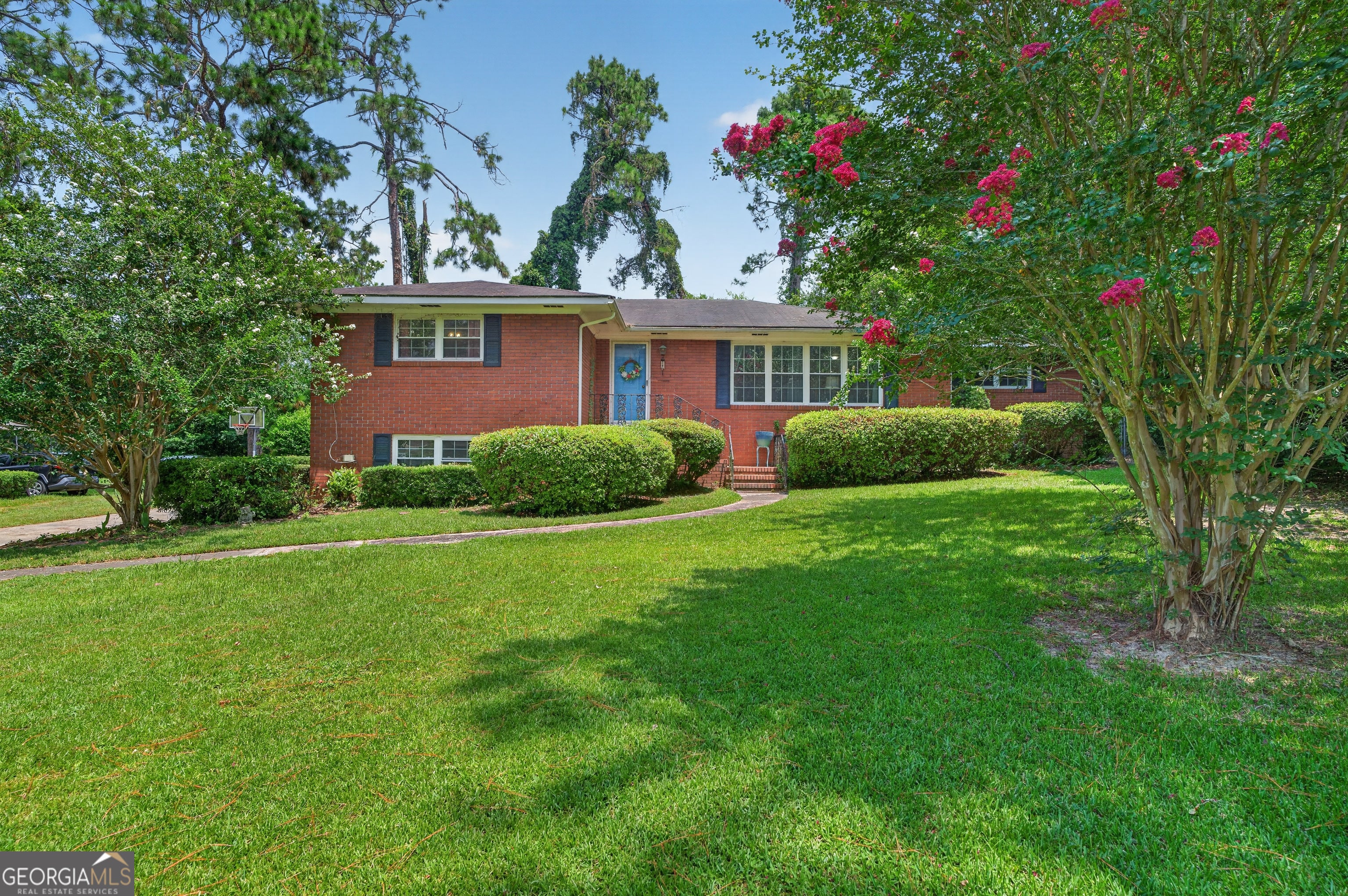 1804 Danora Dr — photo